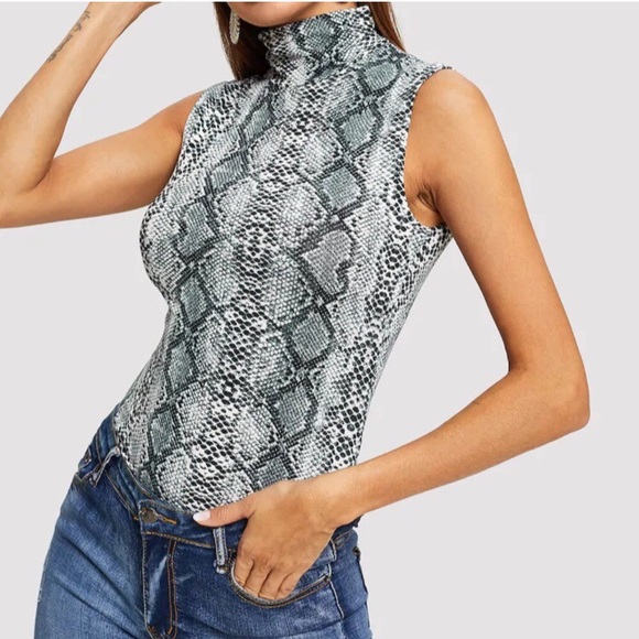 Snake Print Top Animal Print Sleeveless - Picture 4 of 6